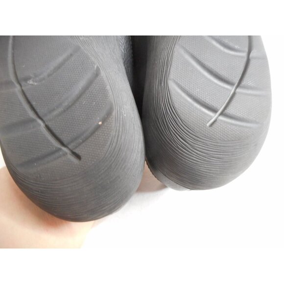 Clarks soft cushion Sz 7.5 M Black Slip on button Shoes - Picture 7 of 8